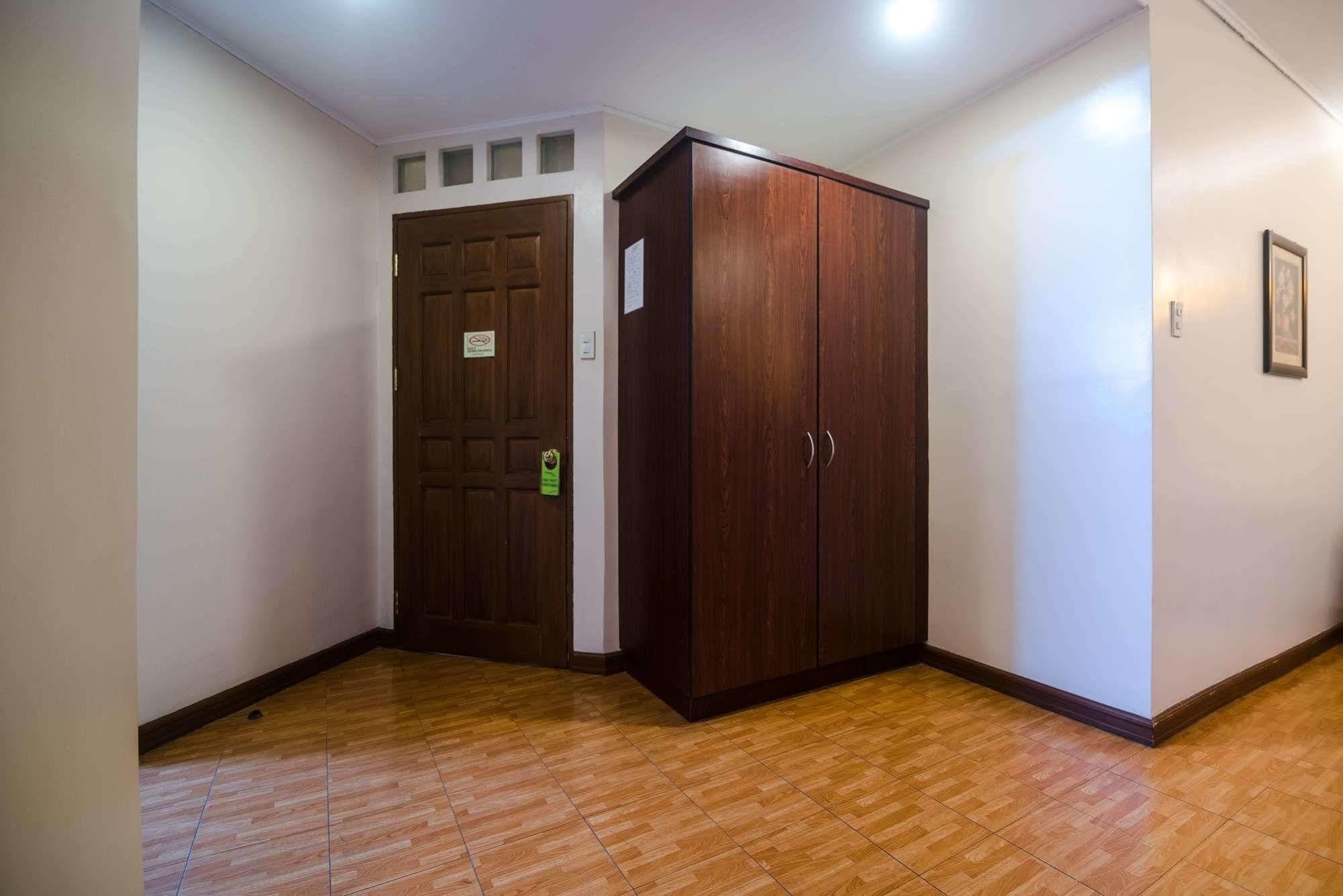 Oftana Suites Mandaue City Luaran gambar